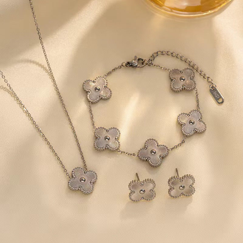Four - Leaf Clover Jewelry Set